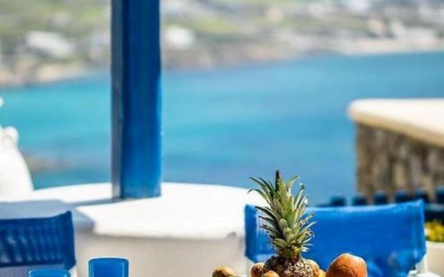 Beachfront Villa Giovanna-Premium Location&Jacuzzi