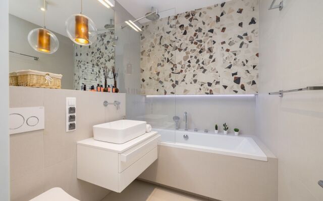 Vetulaniego by Renters Prestige