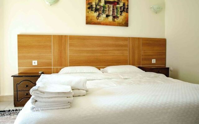 Liman Apart Kemer
