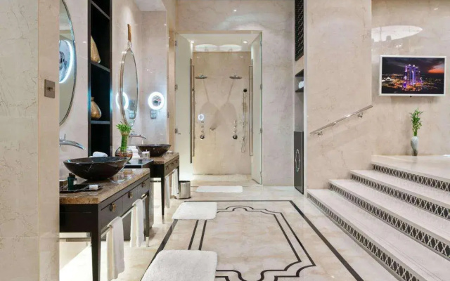 Rixos Marina Abu Dhabi