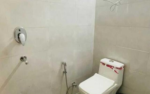 Oyo 92377 Rsk Crown Plaza