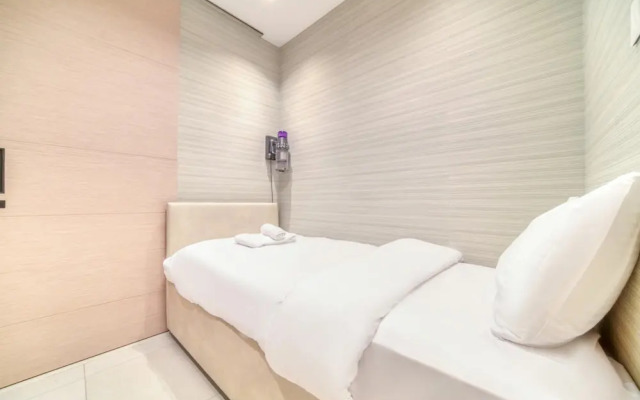 Picturesque Balcony and Beach Haven at Address JBR