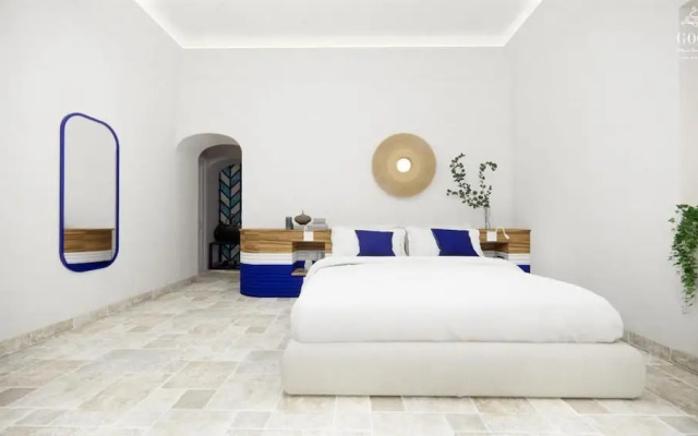 Villa Degli Dei - Private Waterfront Villa