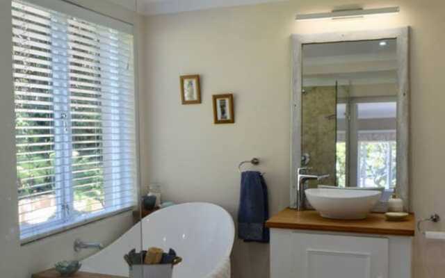 Leafy Hideaway House with Table Mountain Views