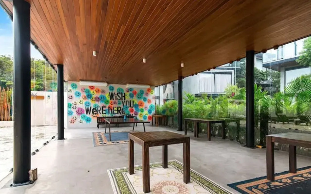 Ocean Breeze Loft Steps Away From Hotel Zone