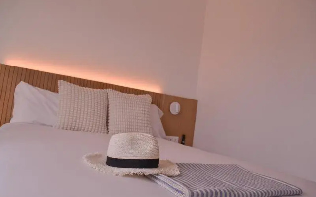 MYO Barcelona Hotel & Apartments