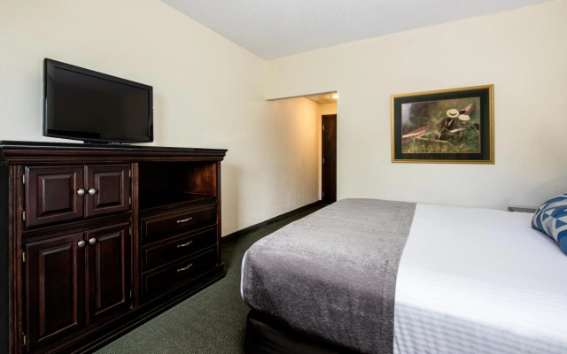 Savannah House Hotel