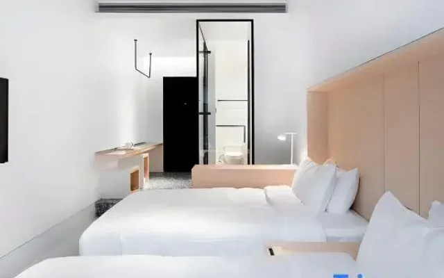Kaiya Hotel (Kunming Yuantongshan Honghui Hospital Store)