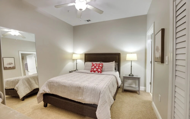 Tuscaloosa Condo: Steps to Bryant-denny Stadium!