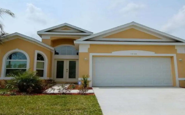 4bdr w Pool Near Disney