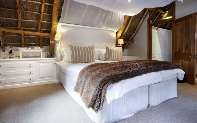 Rickety Bridge Manor House