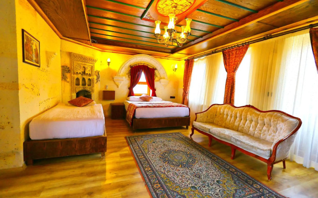 Empire Cave Hotel