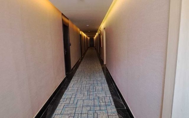 Saudia Hotel