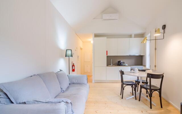 Youropo - Taipas 9 in Oporto