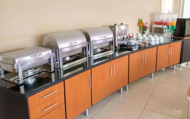 Hotel Porto Nápolis