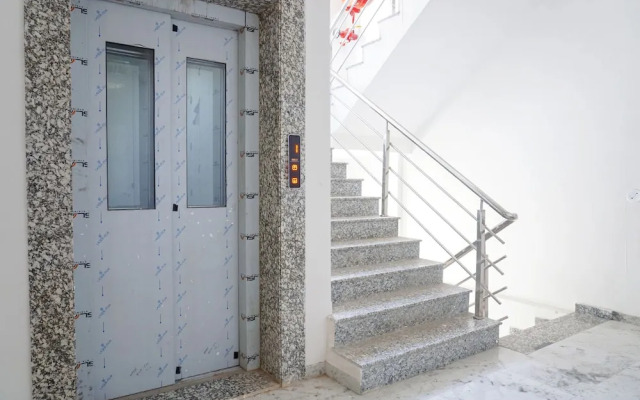 Fabhotel Prime Athiti Delight Stay
