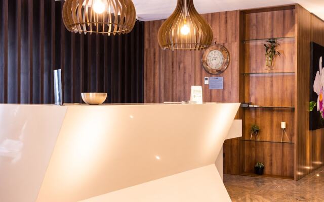 Hotel F25