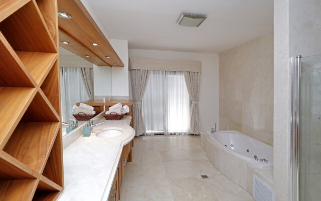 Armon Eilat