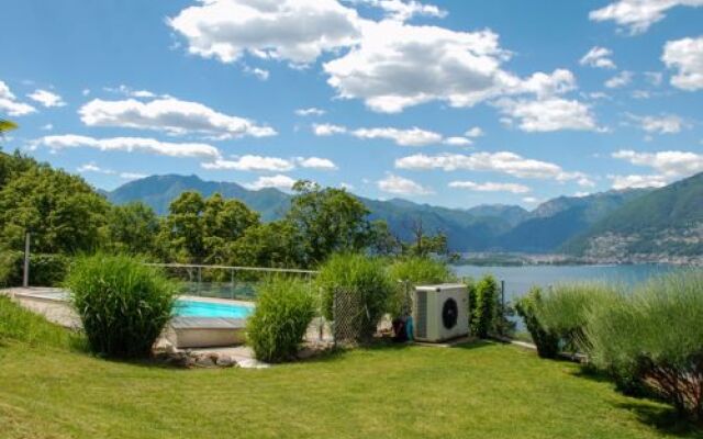 Vista Lago Maggiore 1.floor left