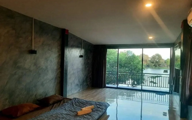 Lom Choi Home Stay Ayutthaya - Hostel