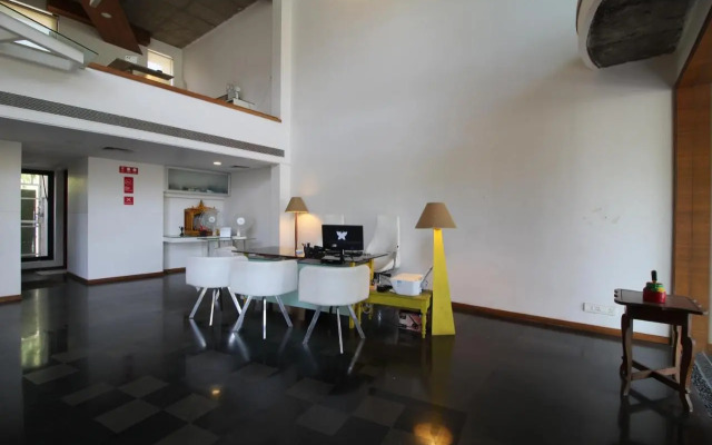 The Sky Imperial Aarivaa Luxury Homestay