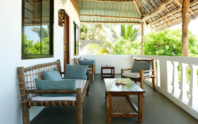 Makuti Beach Bungalows
