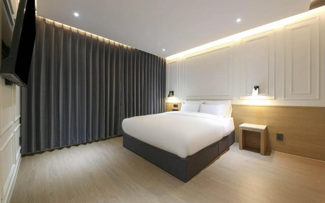 Brown Dot Hotel Pyeonghwa plaza