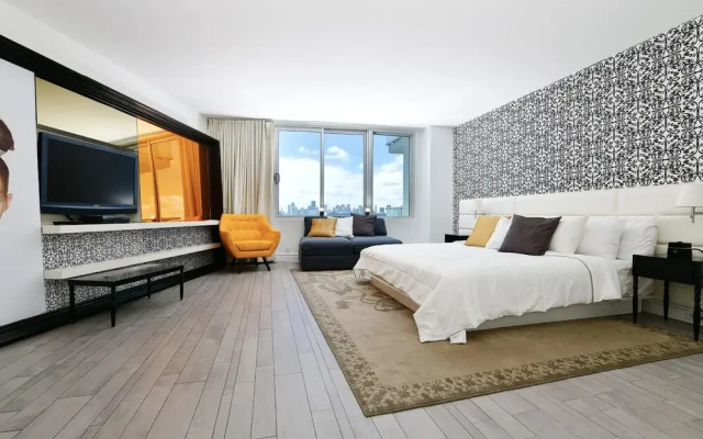 Miami World Rental - Mondrian 608