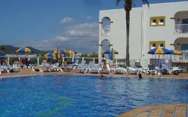 Sirenis Seaview Country Club