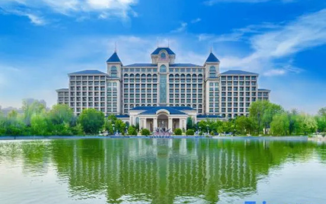 Evergrande Hotel，Tianjin Dongli Lake
