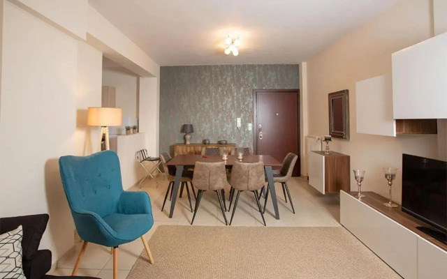 V Luxury Apartment 2