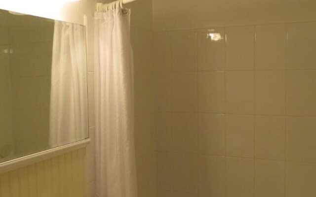 Silverwood Inn & Suites