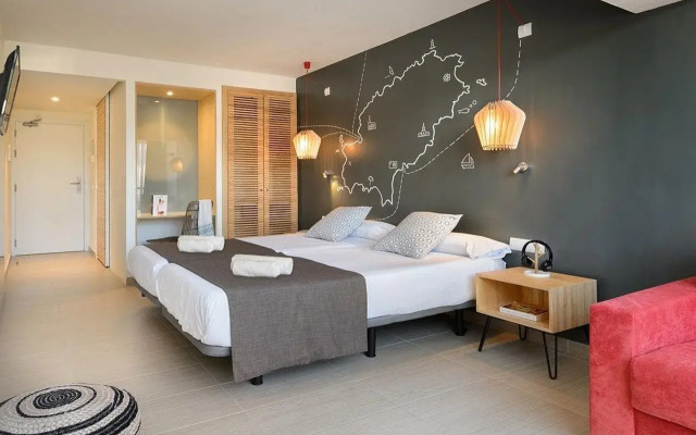Hotel Vibra Cala Tarida