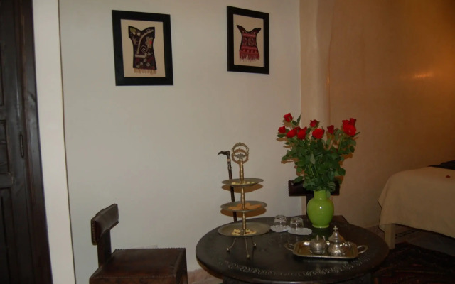 Riad Les Trois Palmiers El Bacha