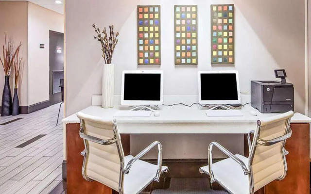 Sonesta Essential Orlando