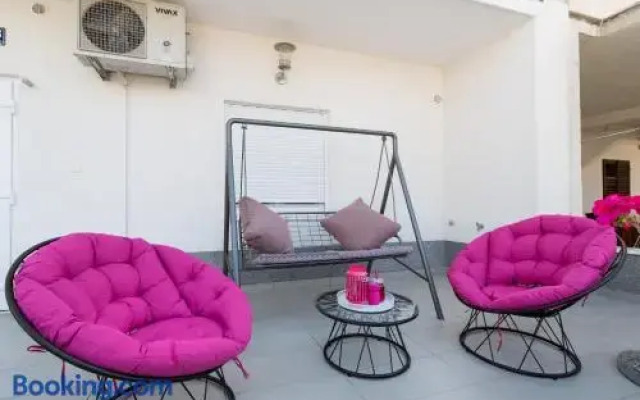 Apartments Nana