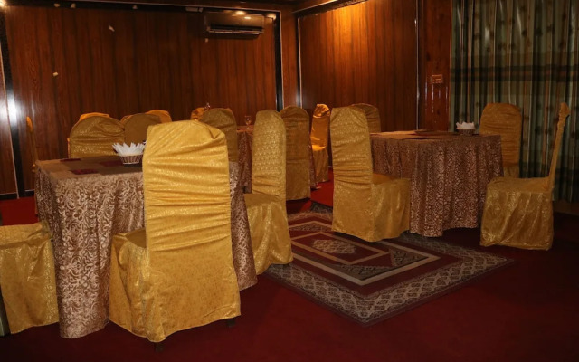 Midway Hotel Gilgit