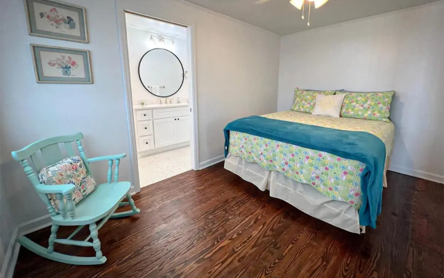 Carolina Breezy by Sea Scape Properties