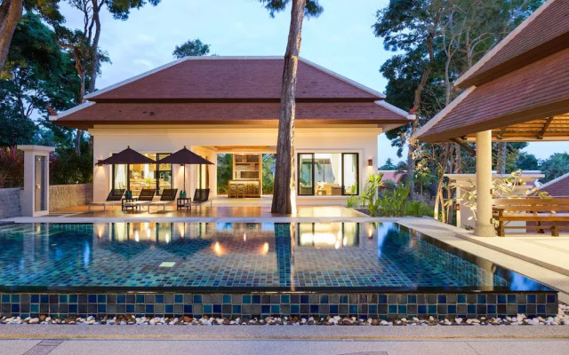 Nai Harn Baan-Bua
