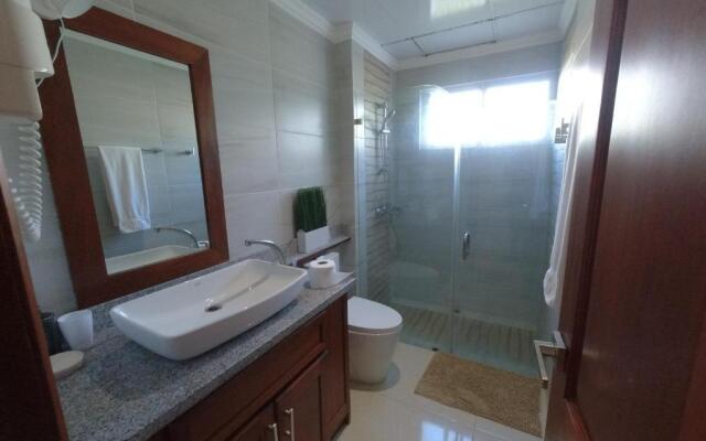 H2 Exclusive apartment near the the ocean