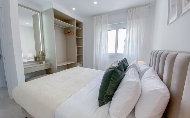 Phaedrus Living Seaview Luxury Flat Limnaria 134
