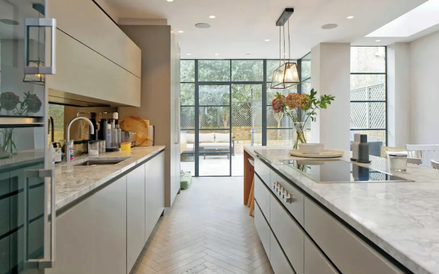 Elegant 4 Bedroom London Home W/garden - Clapham