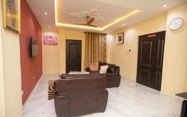 Stunning 2-bedroom Furnished Apartment in Accra