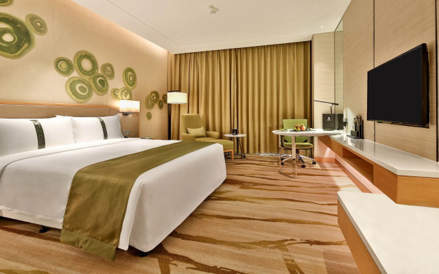Holiday Inn Chengdu Qinhuang by IHG