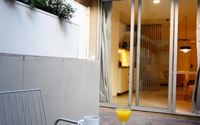 Simply Feel At Home Apartments