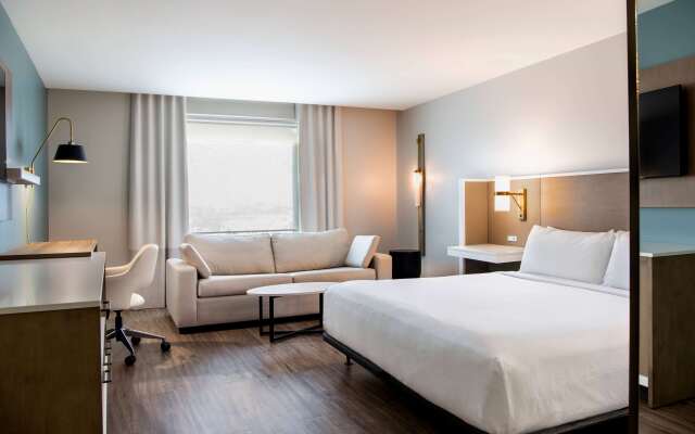 Wyndham Garden Winnipeg Airport