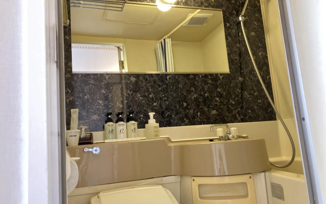 HOTEL LiVEMAX Shin-Osaka