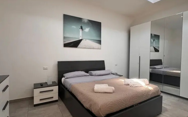 Mungo in Fiumicino With 1 Bedrooms and 1 Bathrooms