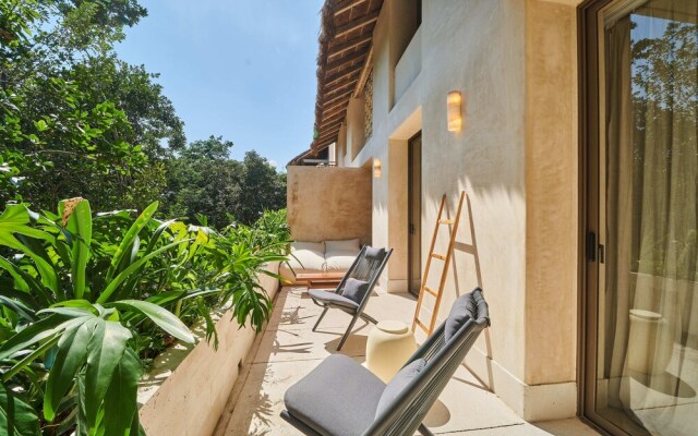 Santomar Tulum A102 By Lockey