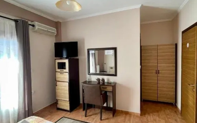 Guesthouse Alexandros